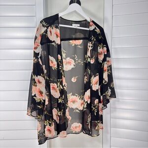 Marybelle. Size 2X. Floral Sheer Kimono Cardigan